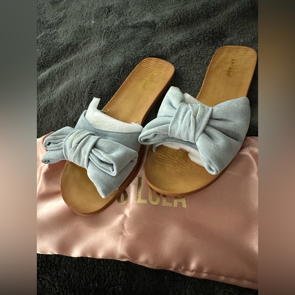 Blue Bow Tie Sandals